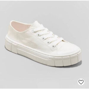 NEW Mad Love Women's Fran Sneakers- Size 8 White